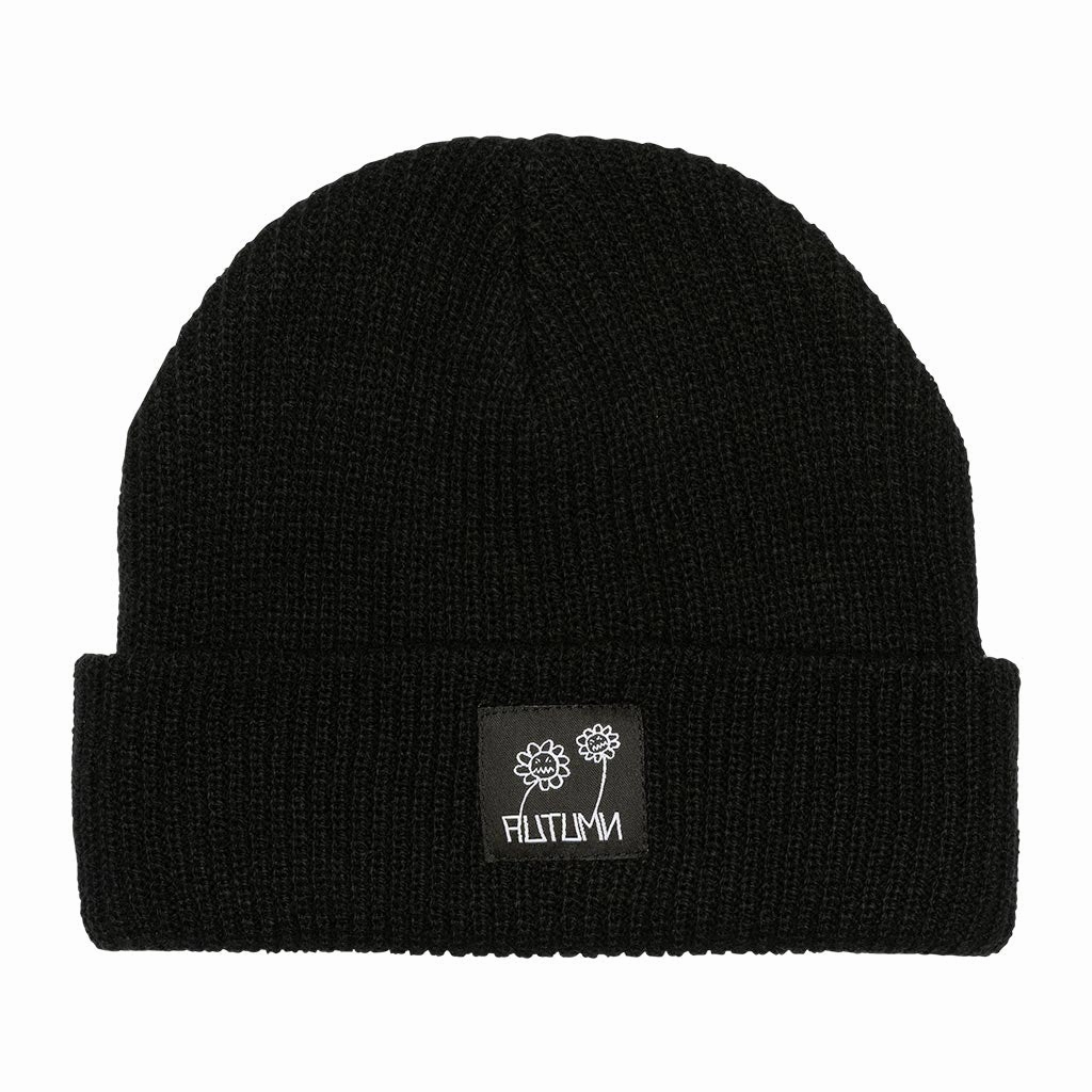 Steal the Deal Now Autumn Label Beanie - Black