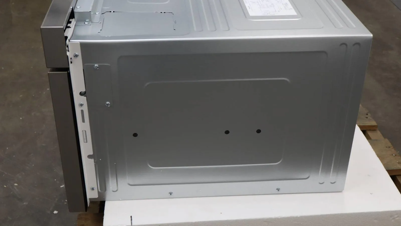 Bosch 24" 1.2 Cu.Ft. Cap 950 Watt Smart 800 Series Microwave Drawer HMD8454UC