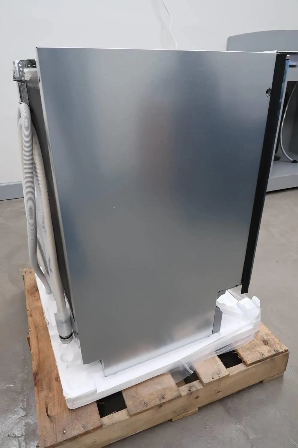 Bosch 800 Series 24" 42dB Wifi Integrated Smart ADA PR Dishwasher SGV78B53UC