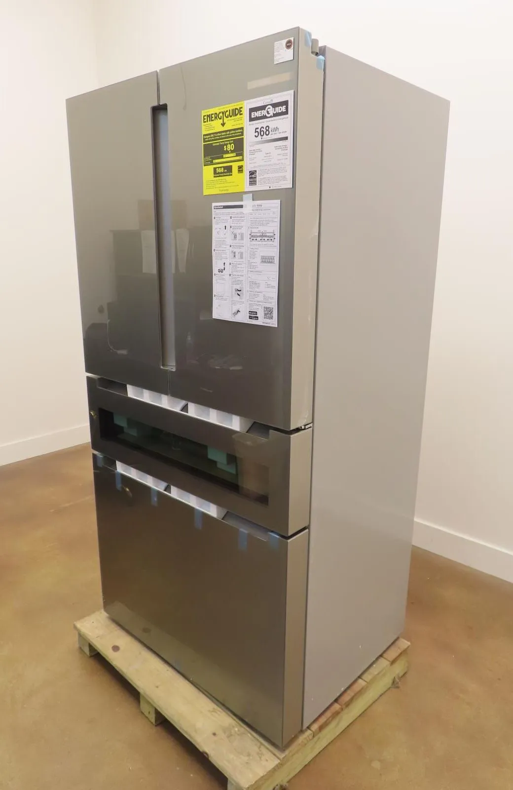 Bosch 800 Series B36CL81ENG 36" Freestanding French Door Smart Refrigerator