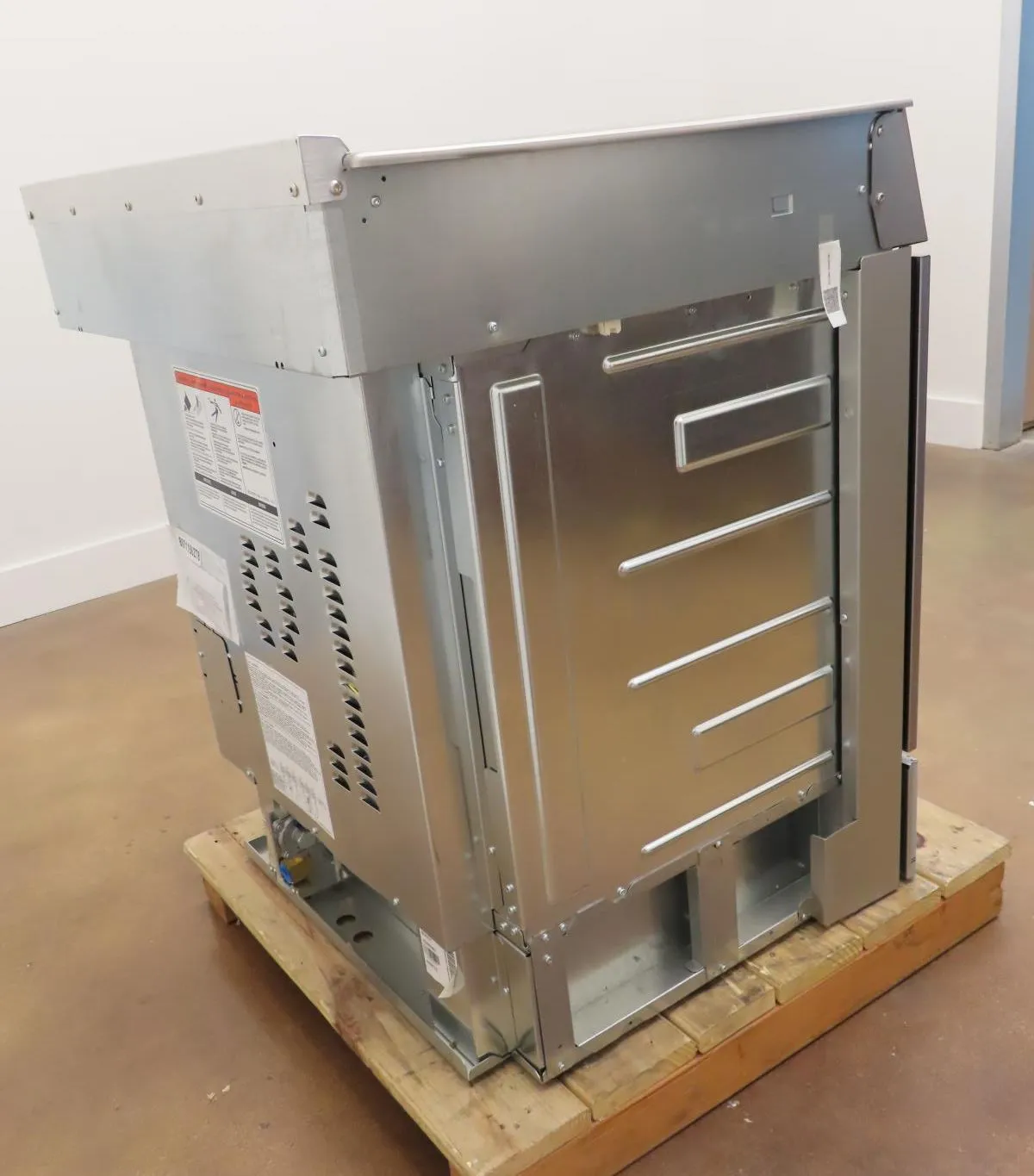 Bosch 800 Series HDI8056U 30" Slide-In Dual Fuel Stainless Steel Range