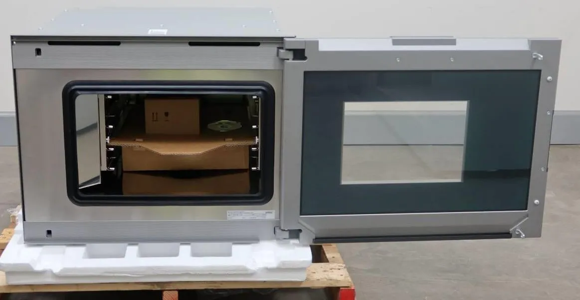 Gaggenau 400 Series 24 Inch 1.7 cu. ft. Convection Combi-Steam Oven BS470611