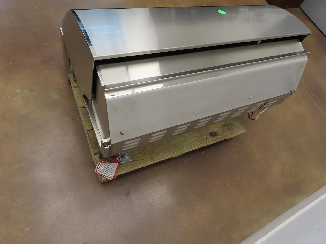 Lynx Professional Grill Series L42R3NG 42" 1,200 sq.in Built-In Nat. Gas Grill