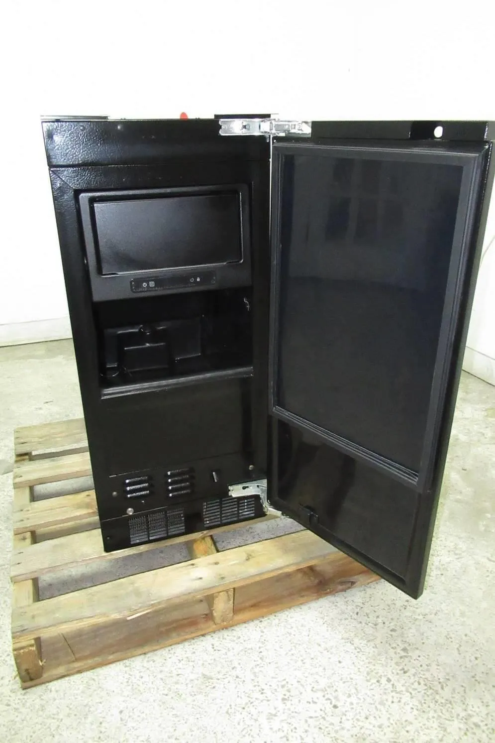 Marvel 15" Touchpad Control Panel-Ready Gravity Drain Clear Ice Maker ML15CLP3RP