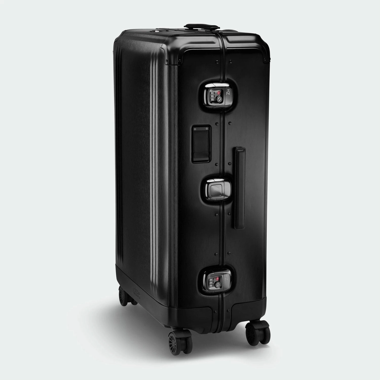 Zero Halliburton Pursuit Aluminum Medium Travel Case Silver Hot Picks Today Clearance Steal Today