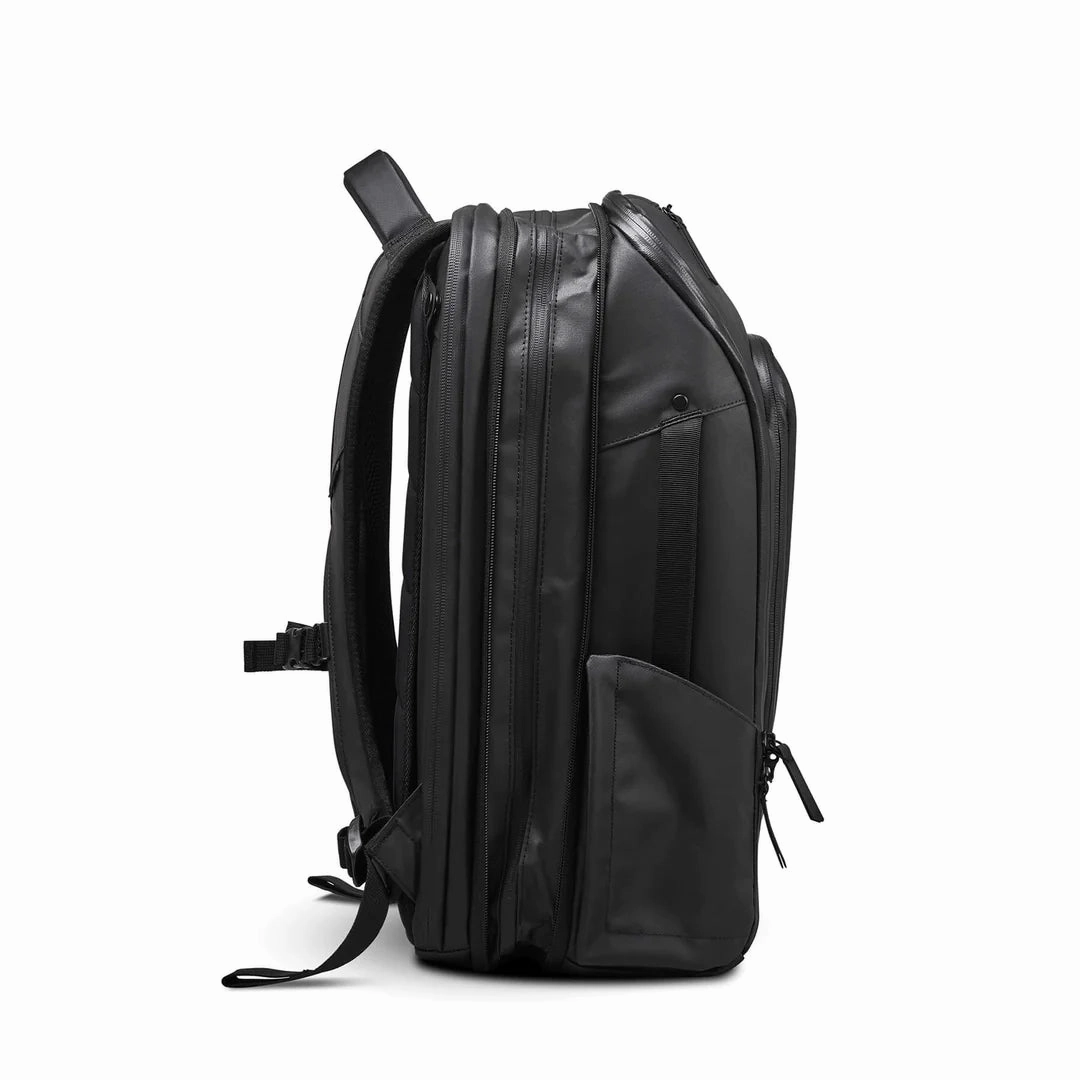 Best Deal Alert Nomatic Travel Pack