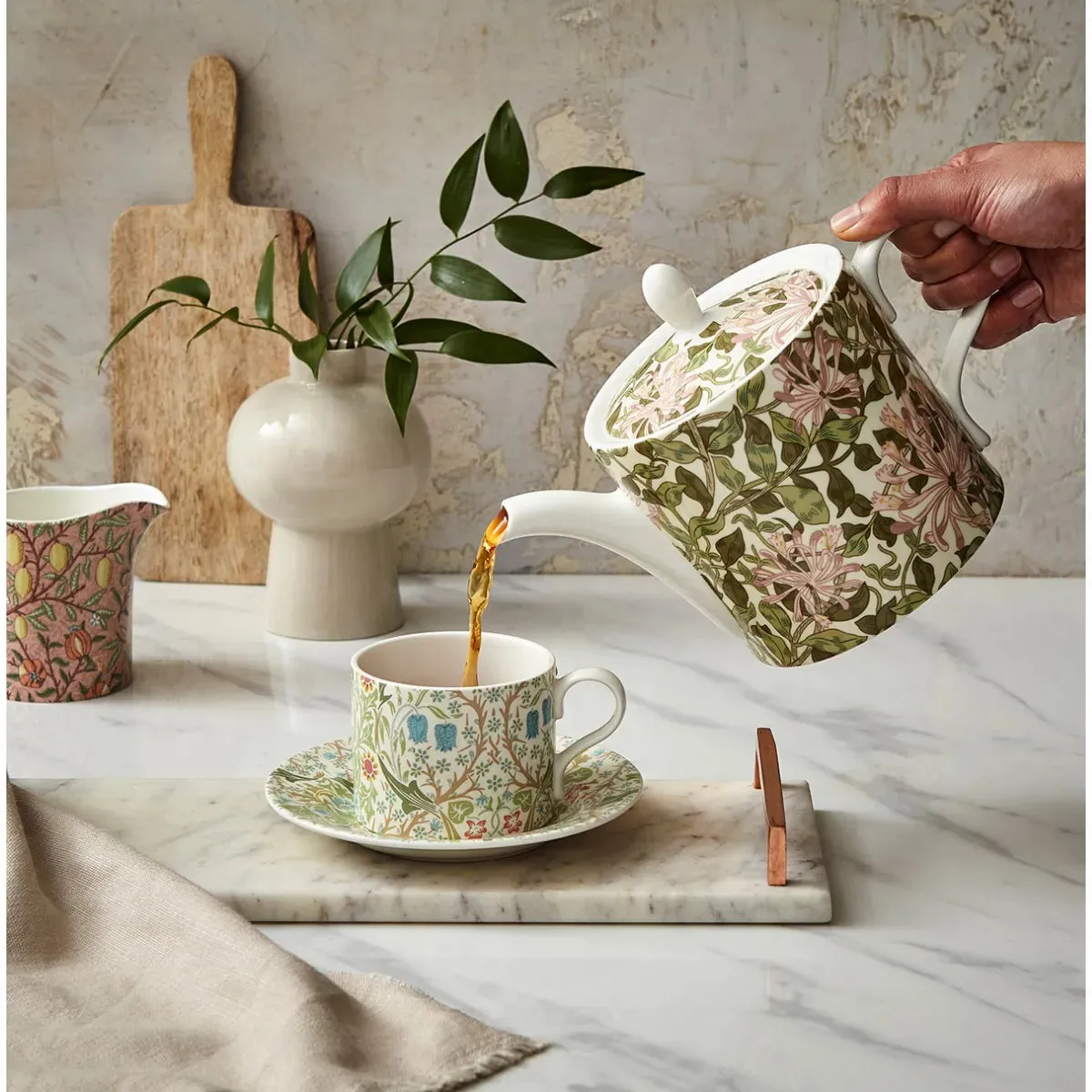 Spode William Morris & Co Honeysuckle Teapot