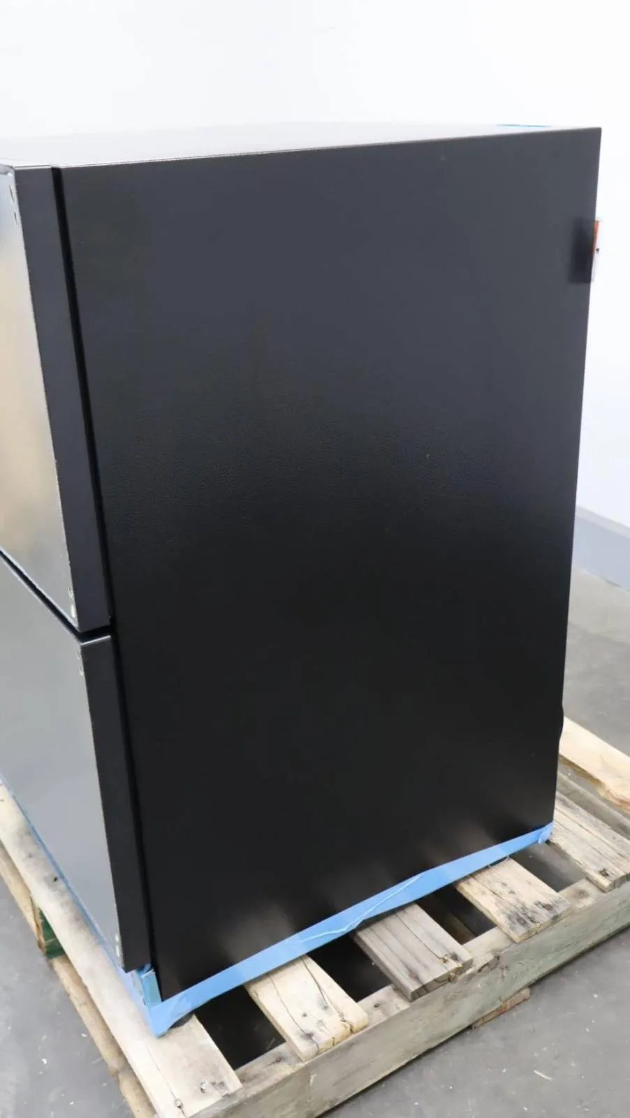 Thermador 24" Double Undercounter Freedom Collection PR Refrigerator T24UC905DP