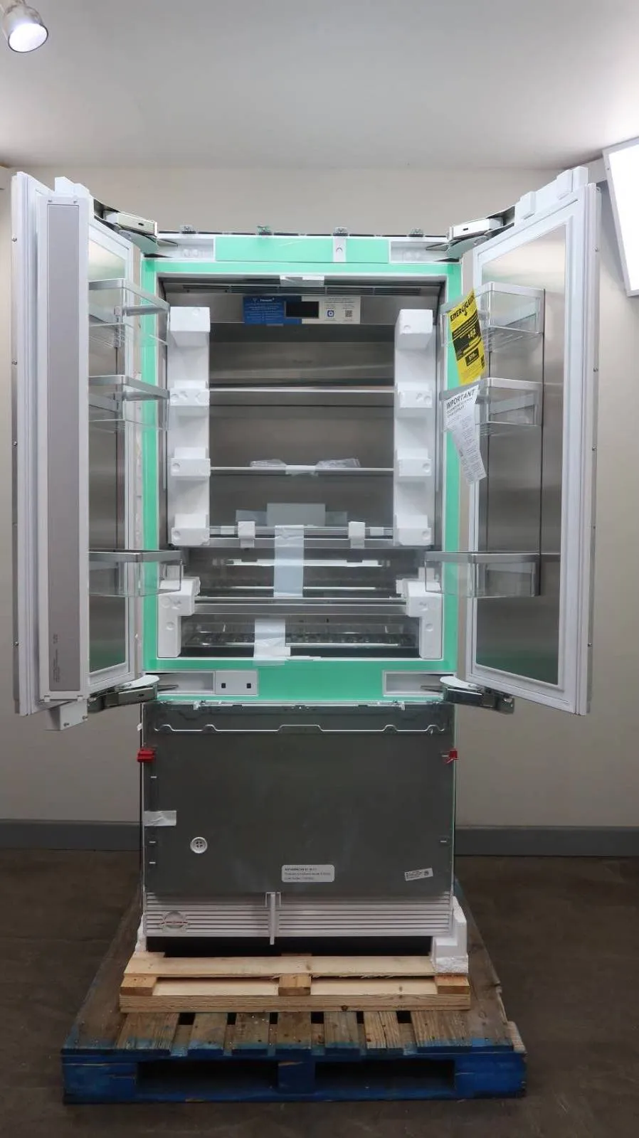 Thermador 36" PR 19.4 cu.ft French Door Freedom Collect Refrigerator T36IT905NP