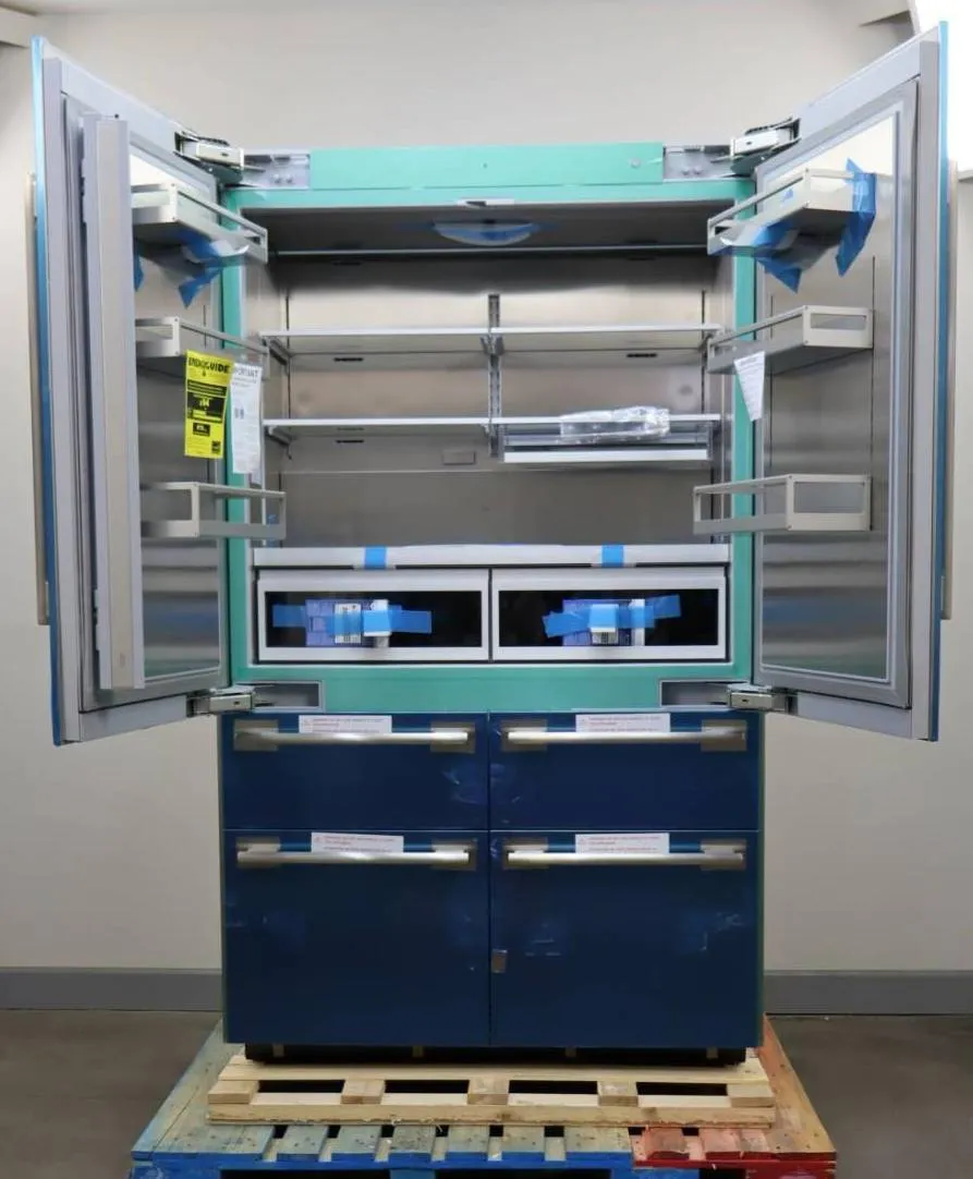 Thermador 48" Built-In French Door Freedom Collection Refrigerator T48BT110NS