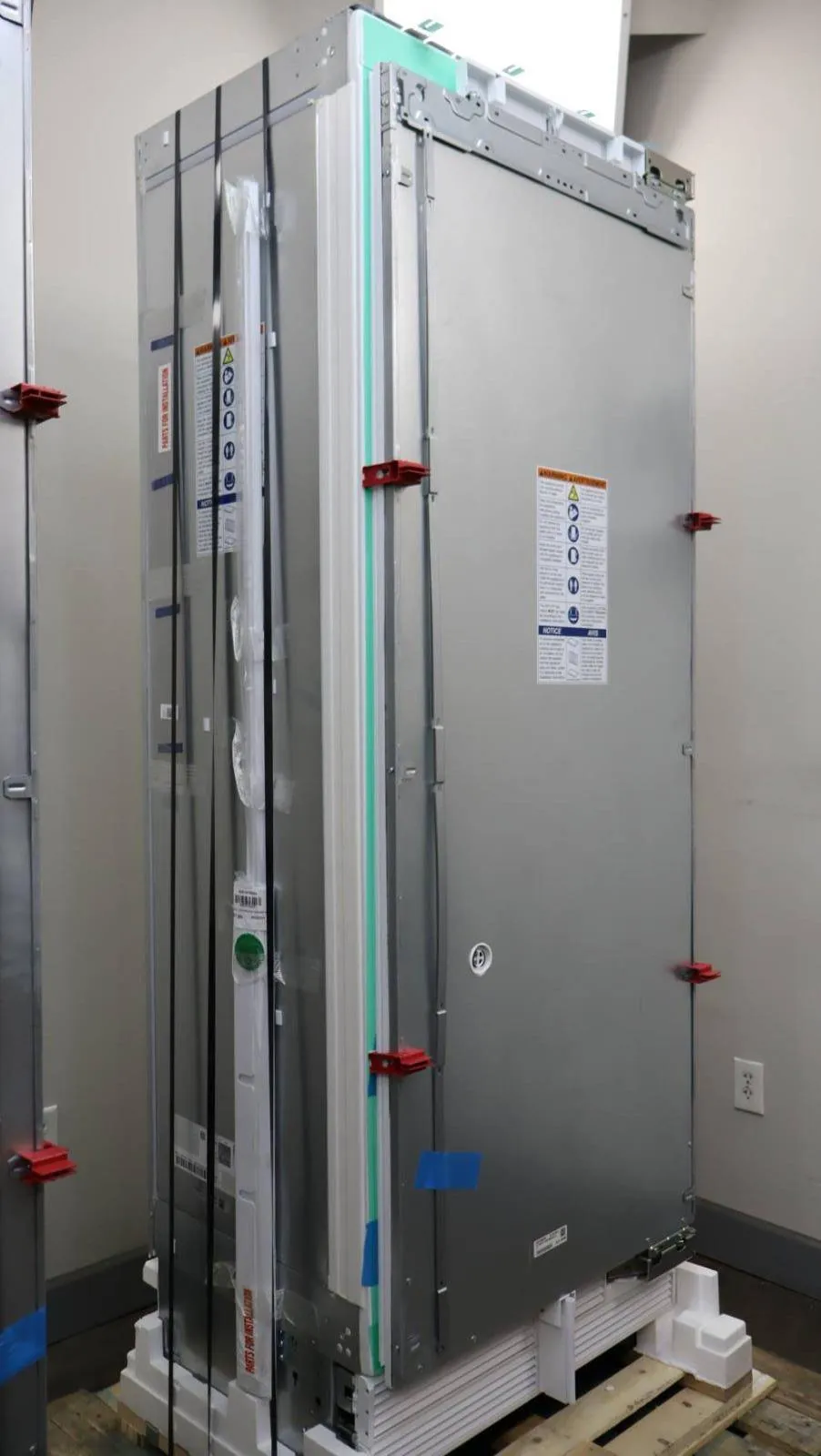 Thermador 60" PR Freedom Refrigerator   Freezer Columns T30IR905SP / T30IF905SP