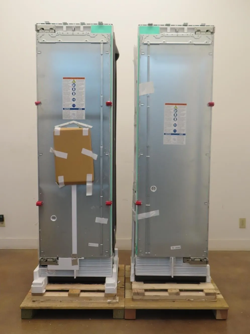 Thermador Freedom Coll. 48" Refrigerator Freezer Columns T24IR905SP / T24ID905LP