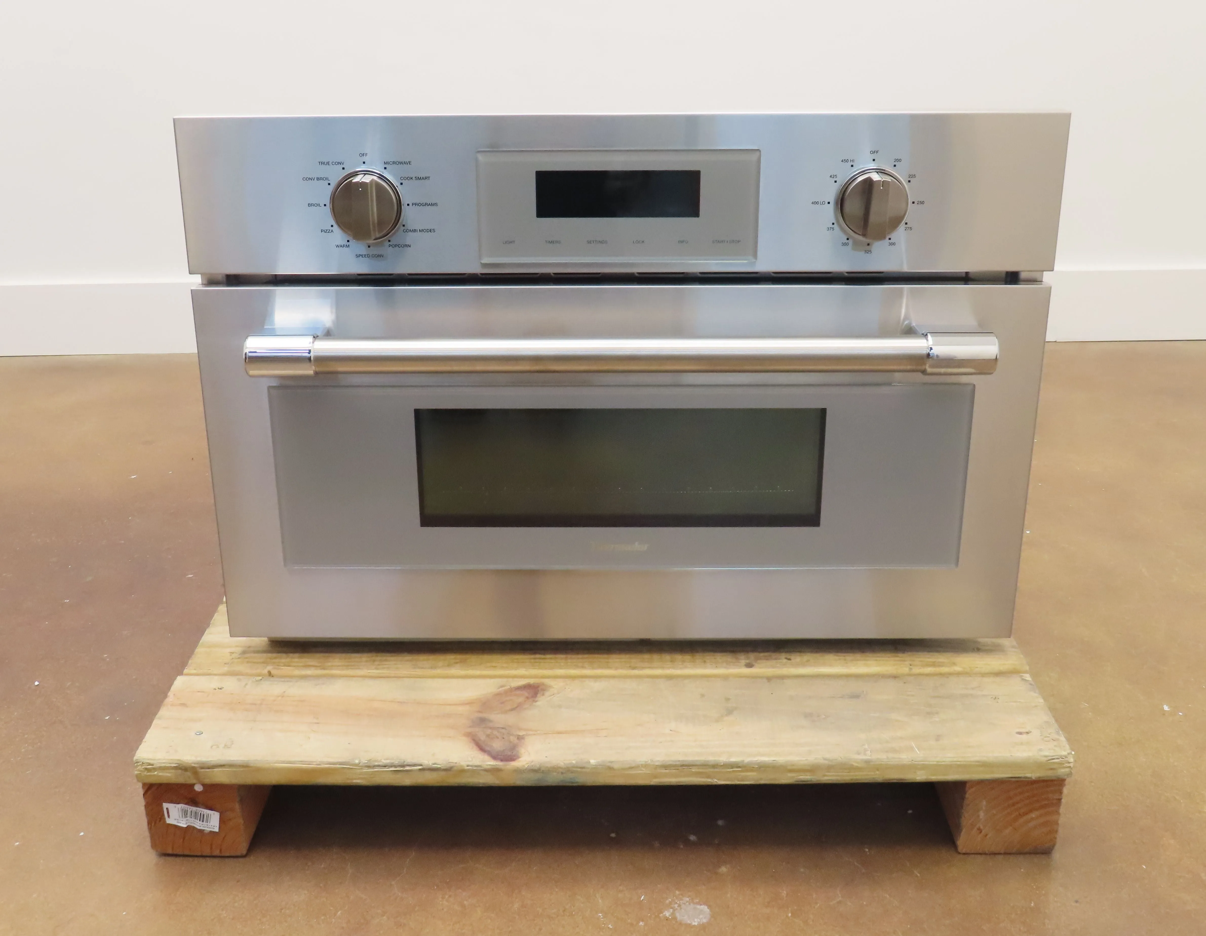 Thermador Professional Series MC30WP 30" Single Speed Electric Wall Oven Images