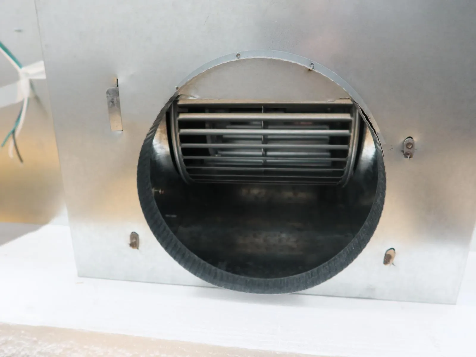 Trade-winds Designer Series VSL 400 Series 36" LED Light 600 CFM Hood VSL4366RC