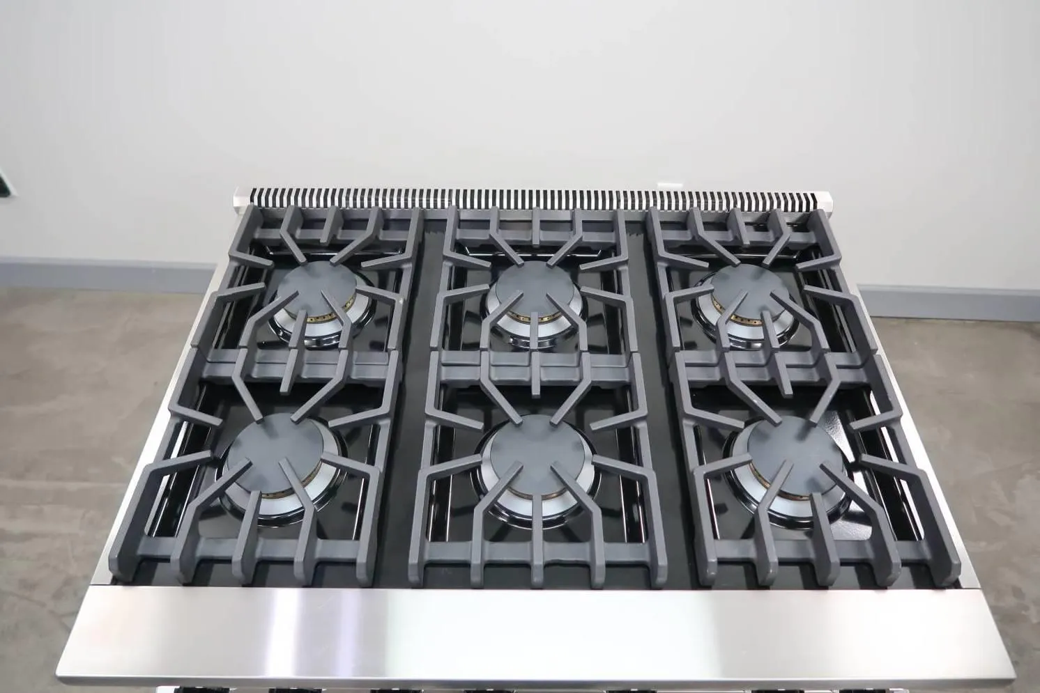 Viking 5 Series '17 36" 6 VSH Burner System Pro-Style SS Gas Range VGR5366BSS