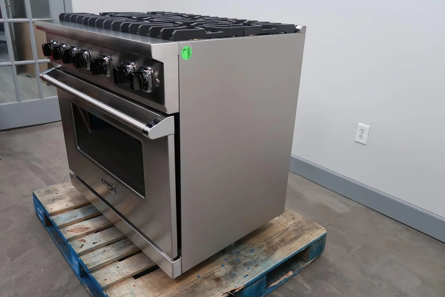 Viking 5 Series '17 36" 6 VSH Burner System Pro-Style SS Gas Range VGR5366BSS