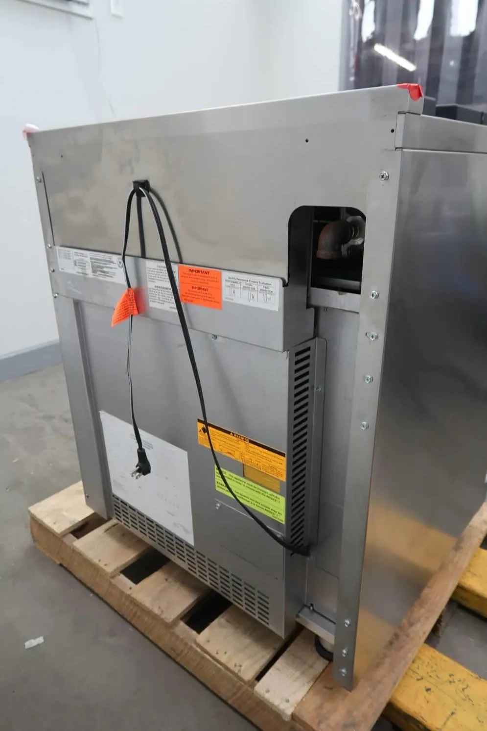 Viking 5 Series '20 30" Liquid Propane Professional Gas Range VGIC53024BSSLP
