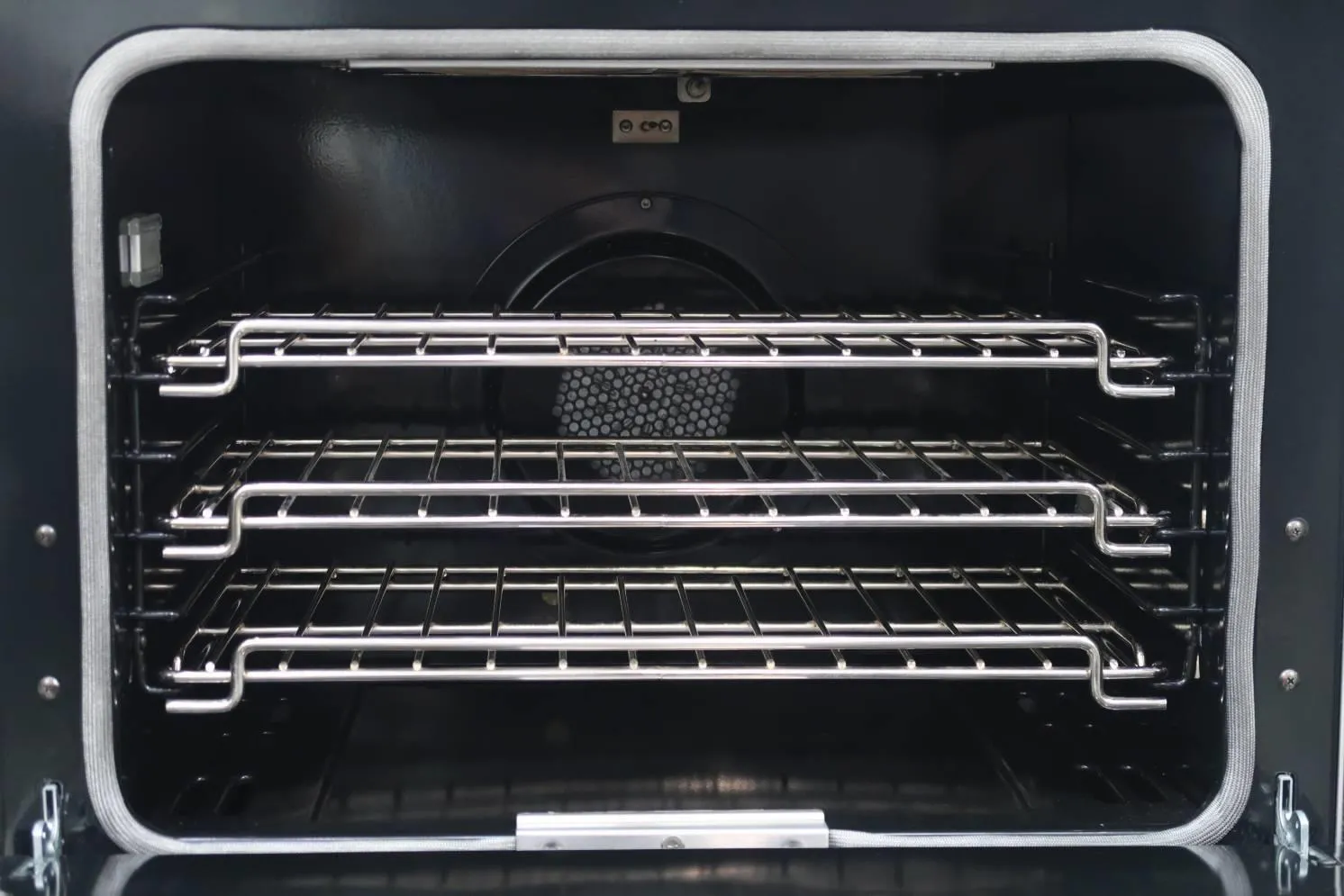 Viking 5 Series '20 30" Liquid Propane Professional Gas Range VGIC53024BSSLP