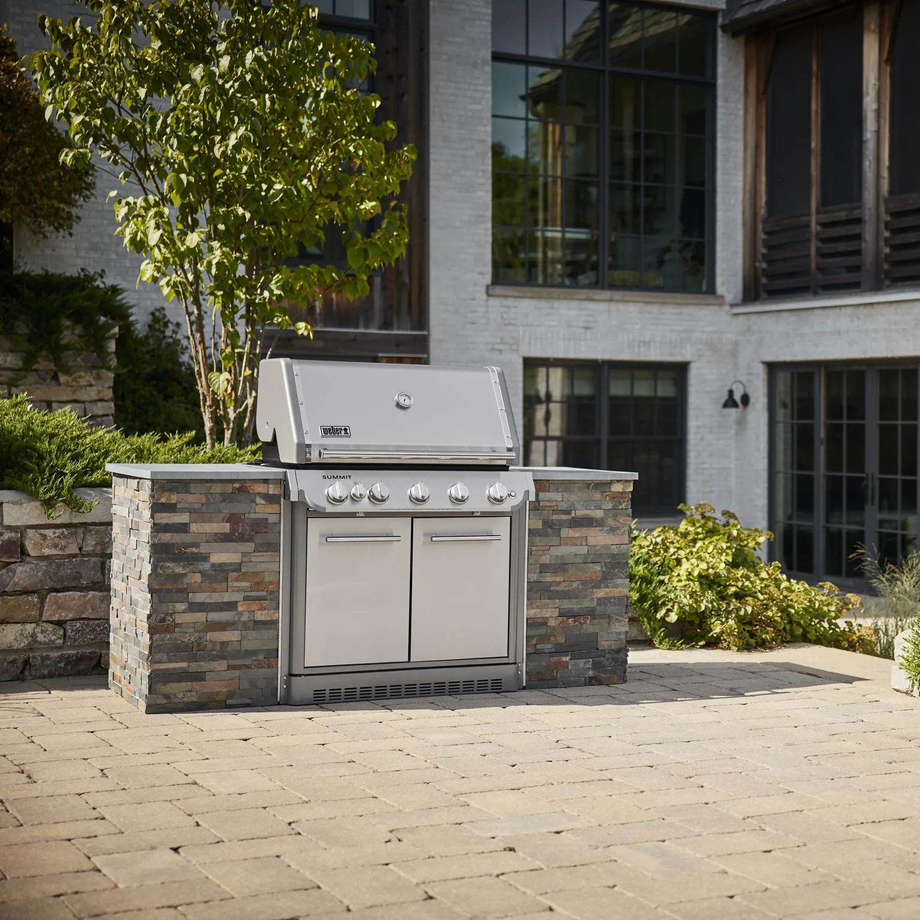 Weber 1500042 Summit Sb38 S Built-In Gas Grill (Liquid Propane) - Stainless Steel