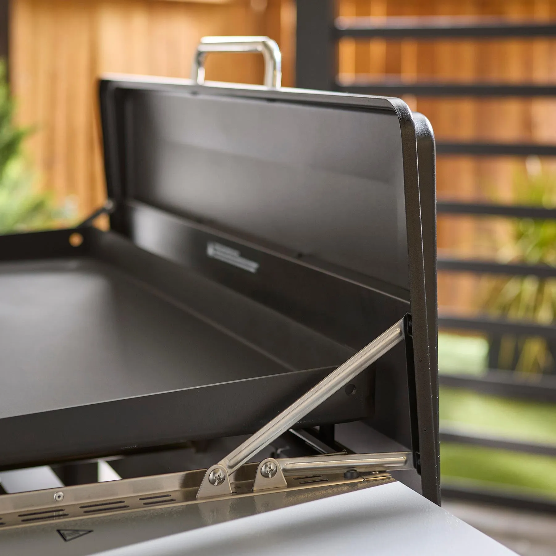 Weber 1501006 Weber 36" Rust-Resistant Griddle - Black