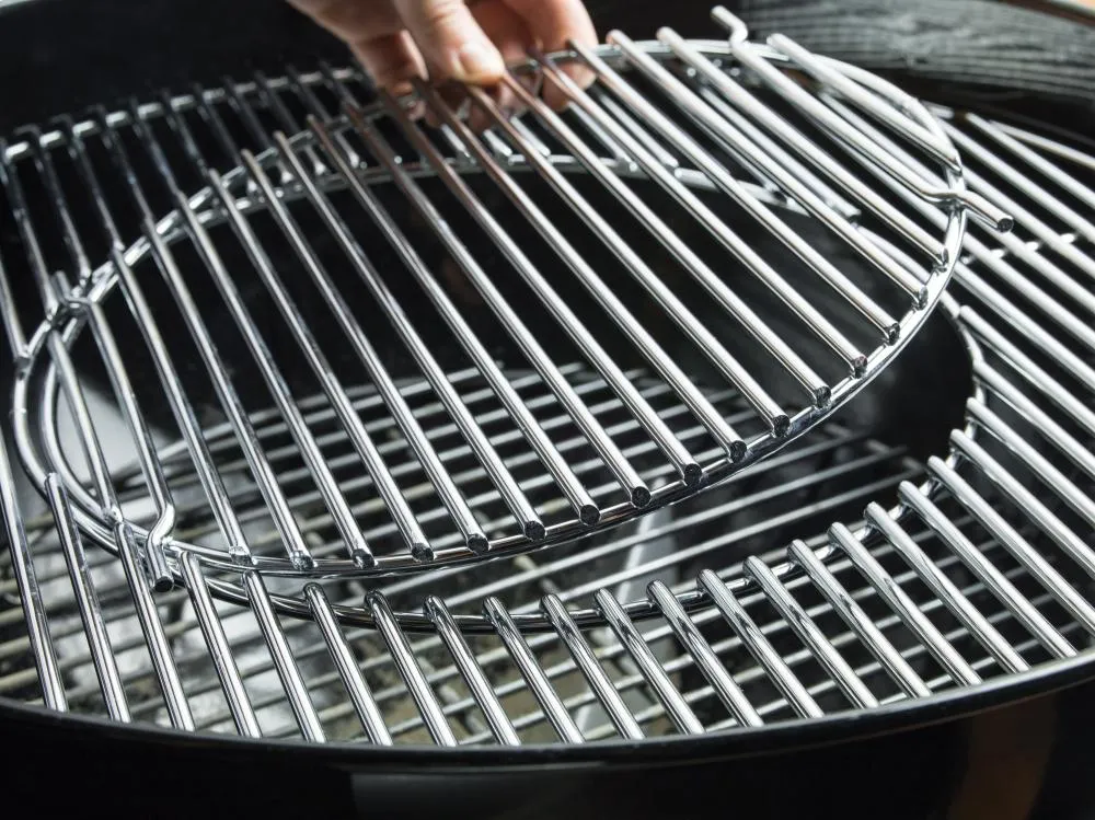 Weber 15401001 Performer Premium Charcoal Grill - 22 Inch Black