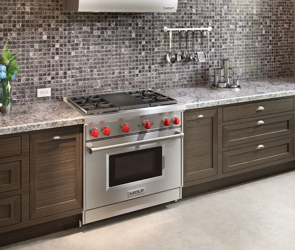 Wolf GR364C 36" Gas Range - 4 Burners And Infrared Charbroiler