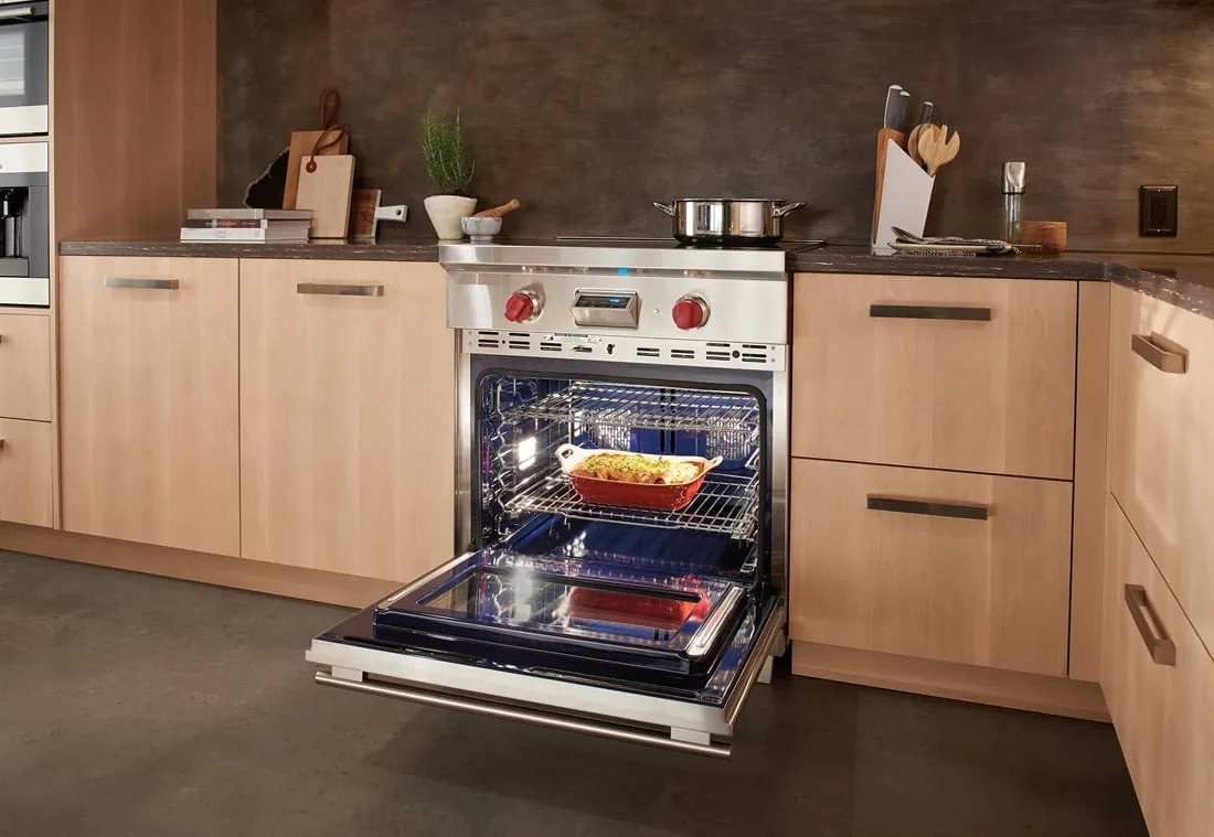 Wolf IR304PESPH 30" Professional Induction Range